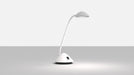 Bureaulamp MAULarc LED met boog op voet, warmwit licht, wit - OfficeTown