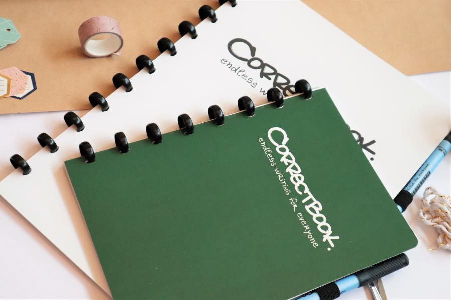 Correctbook A5 Original: uitwisbaar / herbruikbaar notitieboek, gelijnd, Forest Green (bosgroen) - OfficeTown
