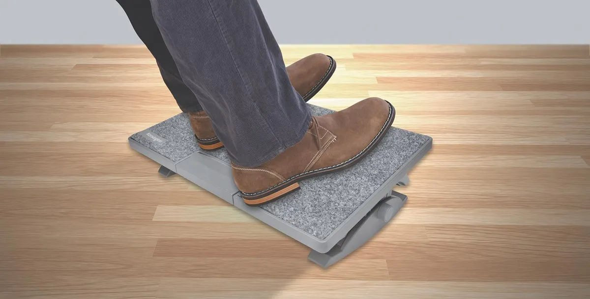 Kensington SmartFit SoleMate pro Elite voetsteun - OfficeTown